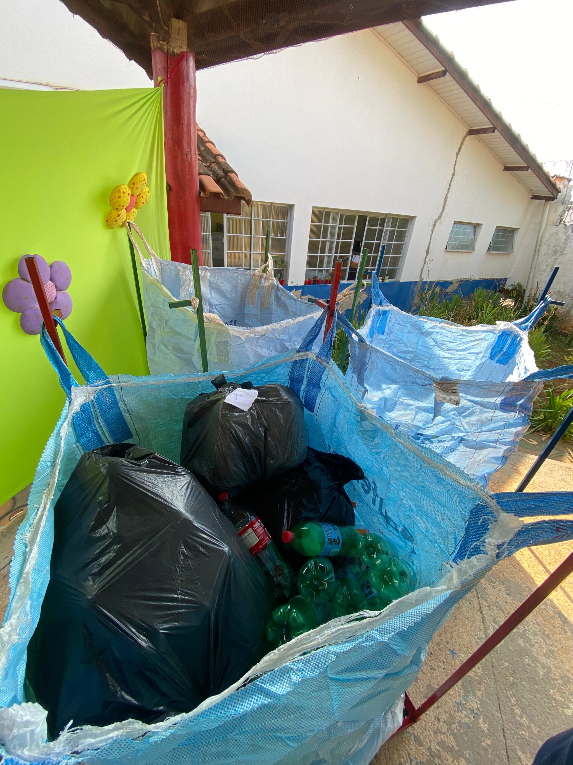 LANÇAMENTO DO PROJETO CAPÃO É BONITO SEM PLÁSTICO NA ESCOLA BALANGÁ