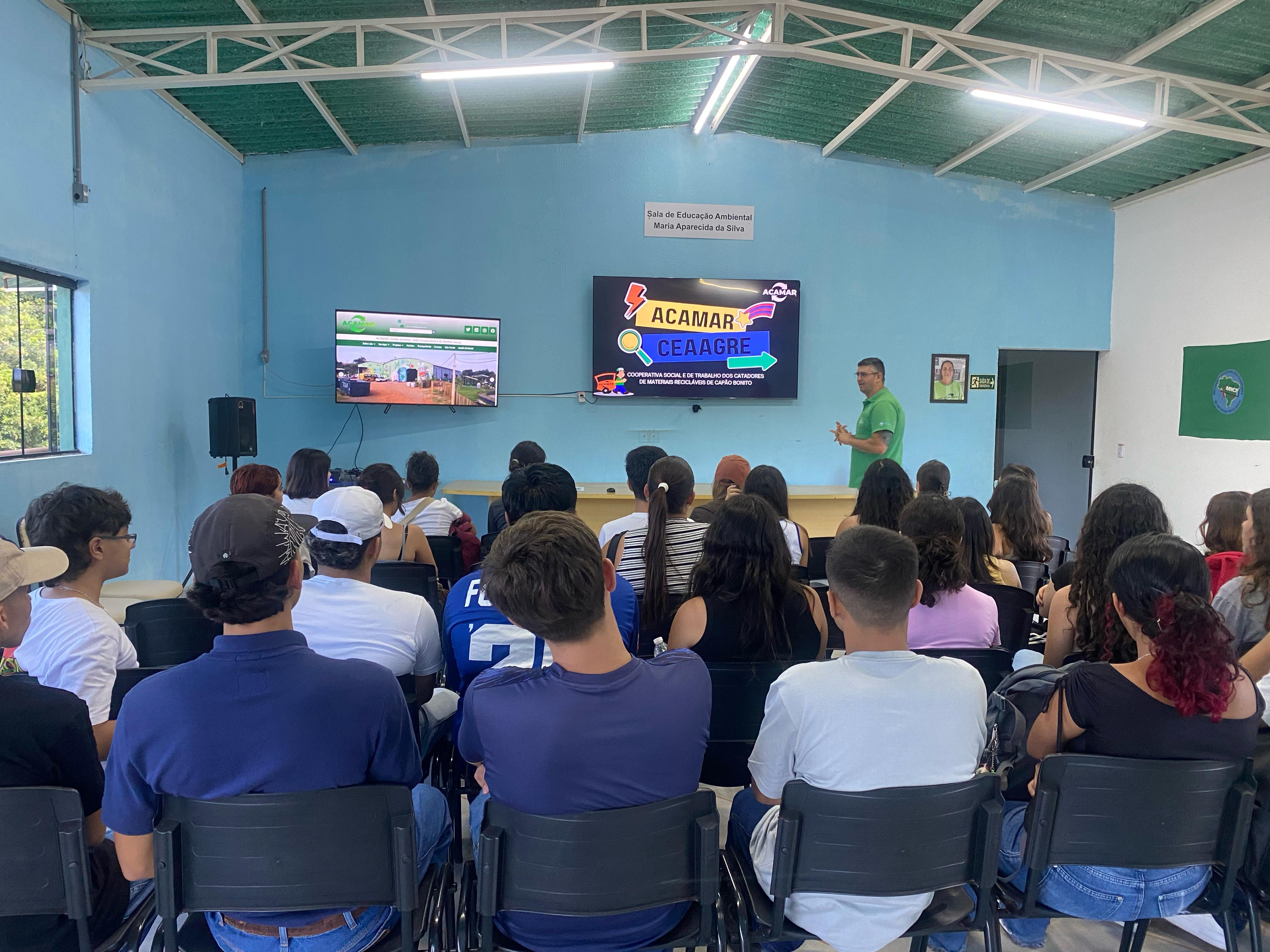 🌿 Primeira Visita de Alunos em 2025! 🌿