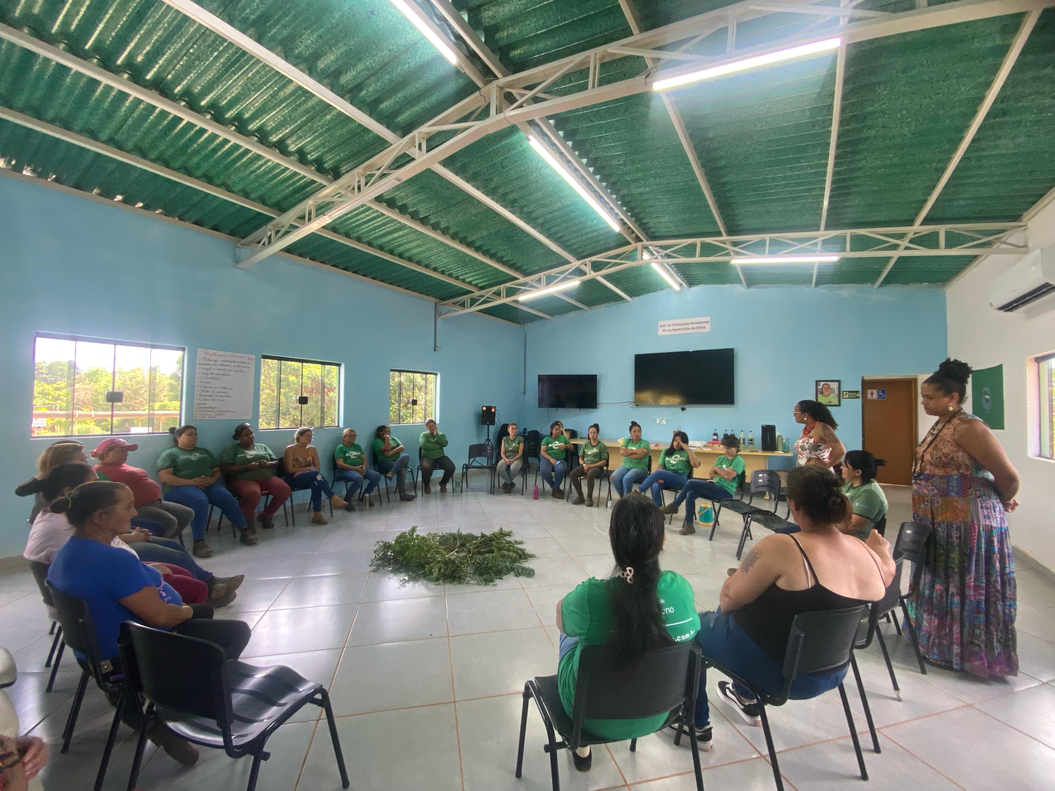 Tenda da Lua Ancestral na ACAMAR