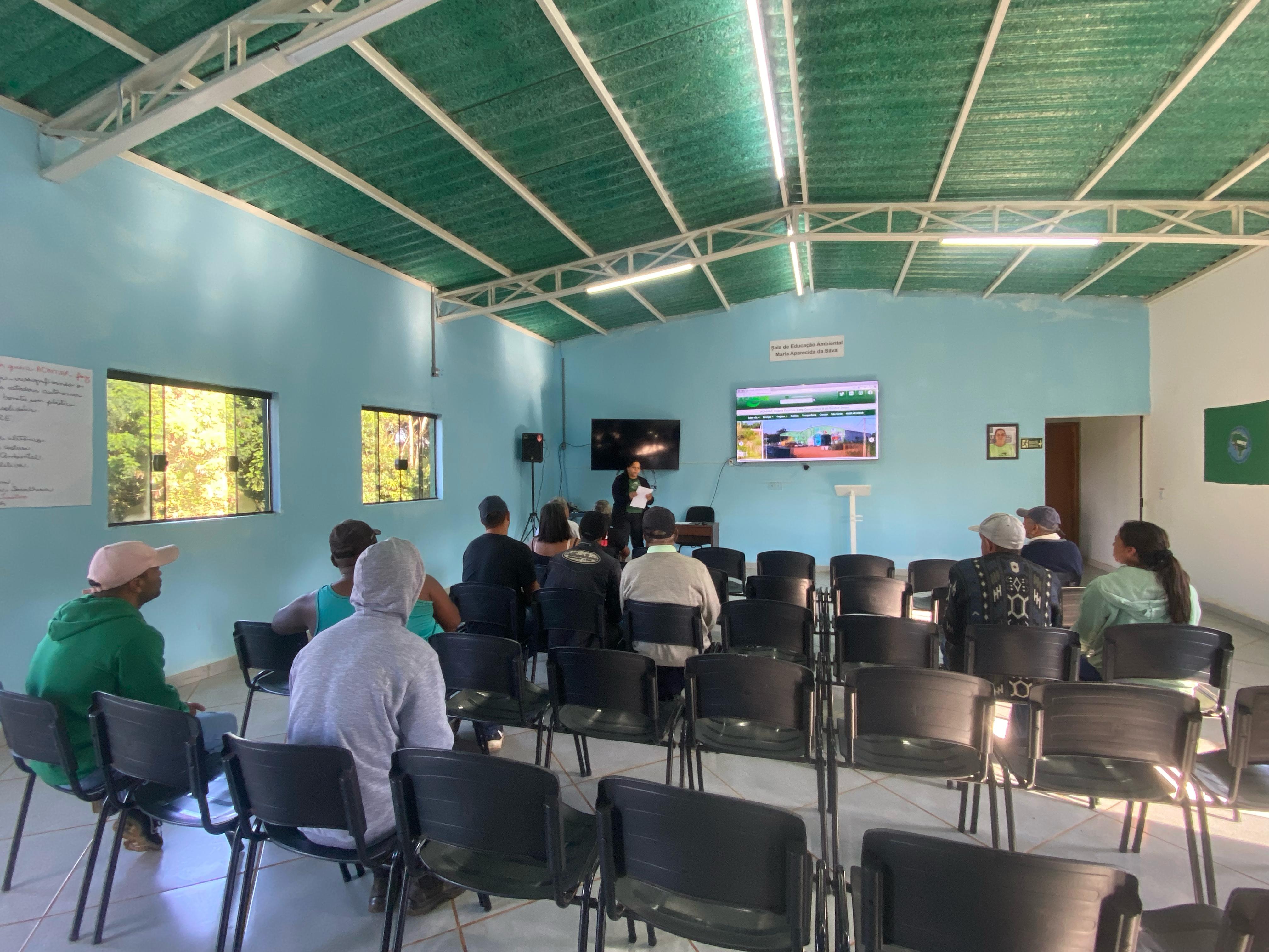 Reunião Mensal com Catadores Externos do Programa Valoriza