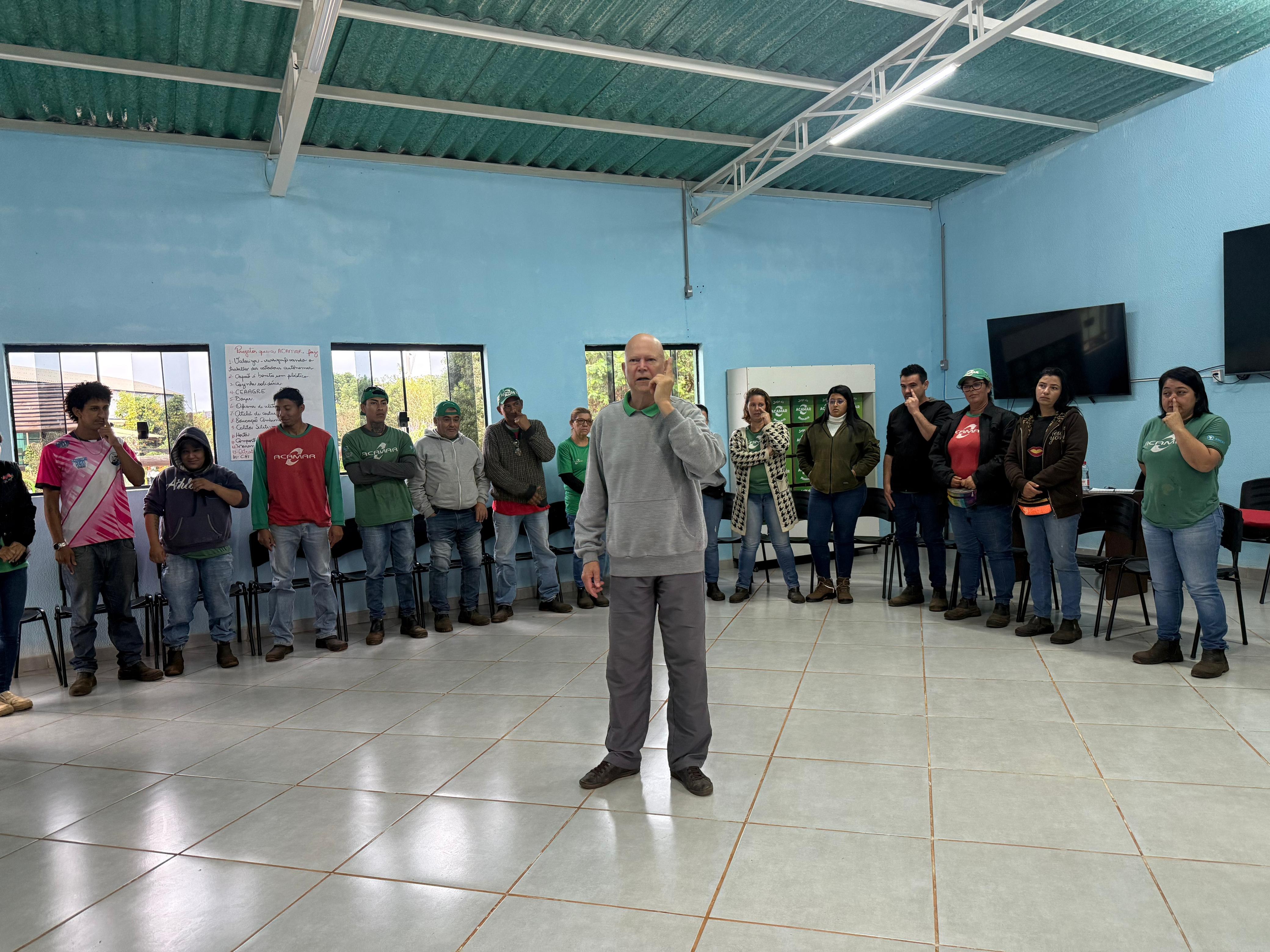 Dinâmica de Sexta: Chi Kung Terapia promove saúde e bem-estar aos cooperados da ACAMAR