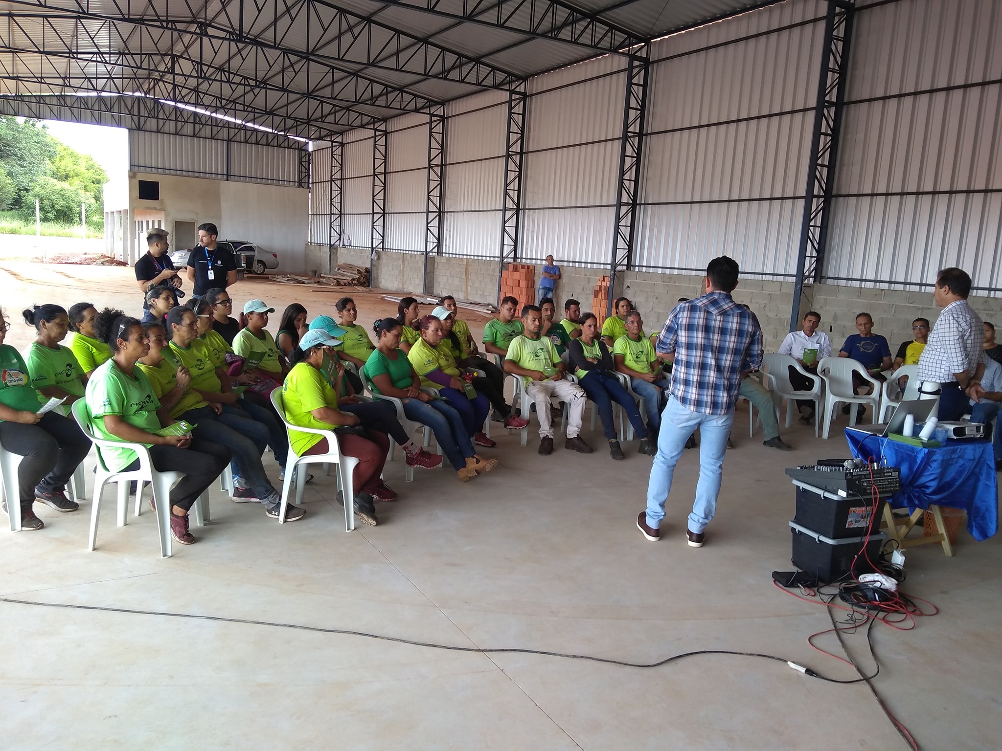 Visita ao novo Distrito industrial.