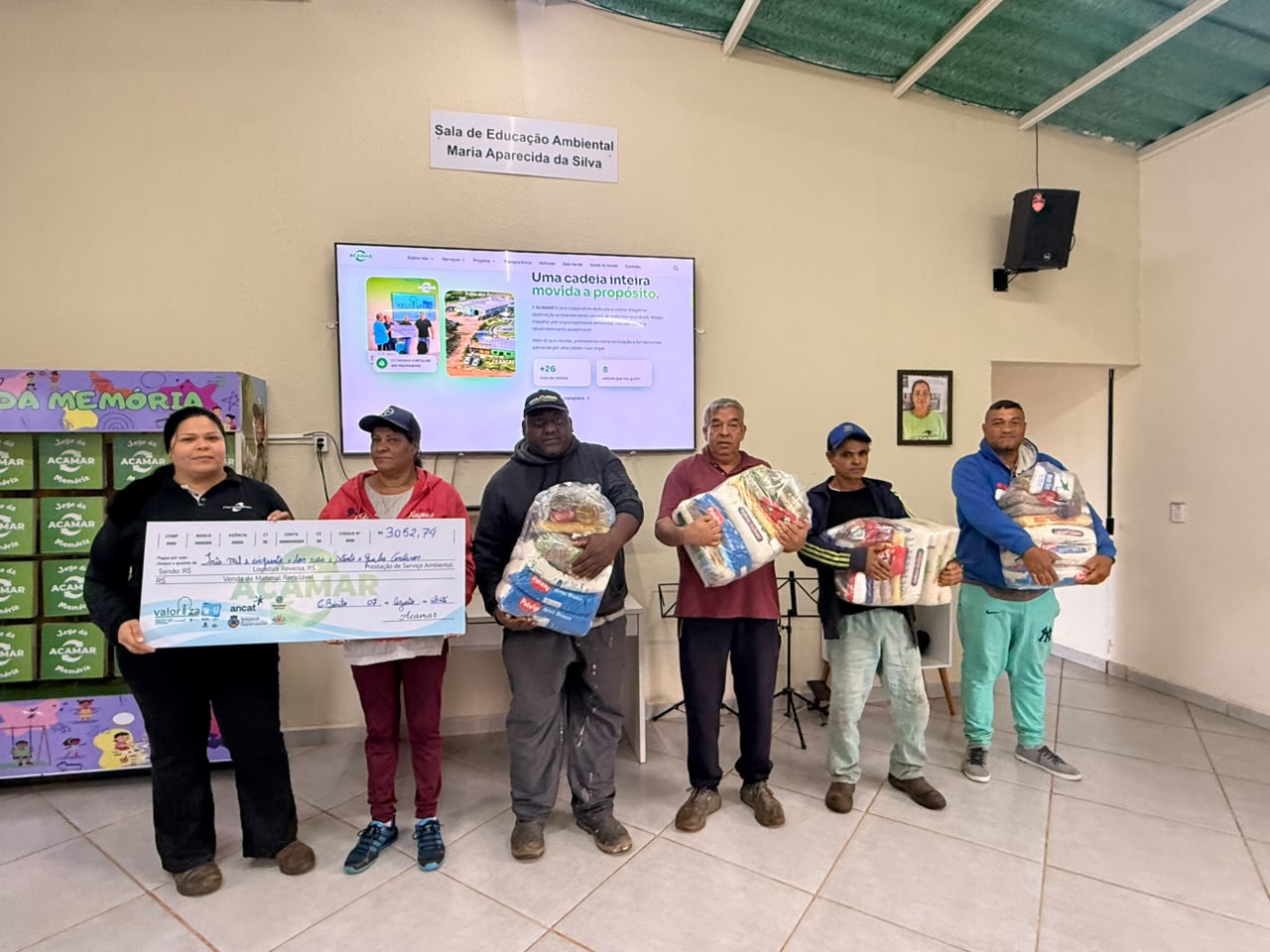 ACAMAR realiza reunião mensal com catadores autônomos do Programa Valoriza